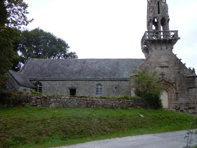 chapelle Saint-Yves de Lignol, pignon flamboyant, département du Morbihan, France