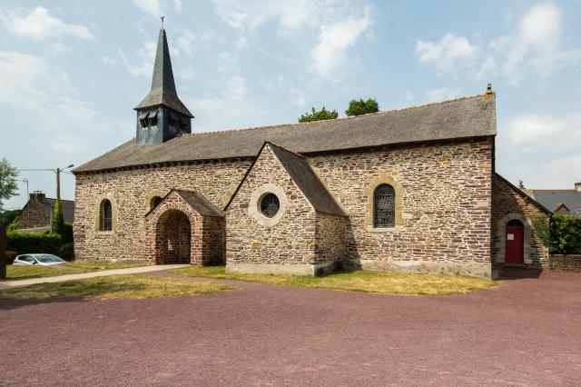 Français : Église Saint-Onenne de Tréhorenteuc (France).