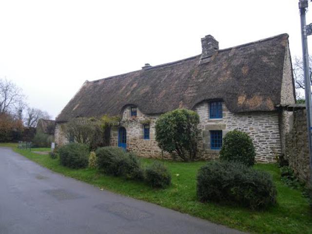 maison de chaume a kergal