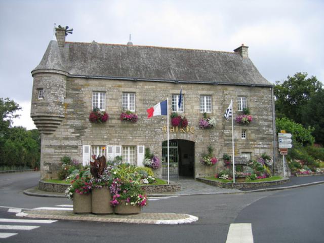 Noyal Pontivy la mairie