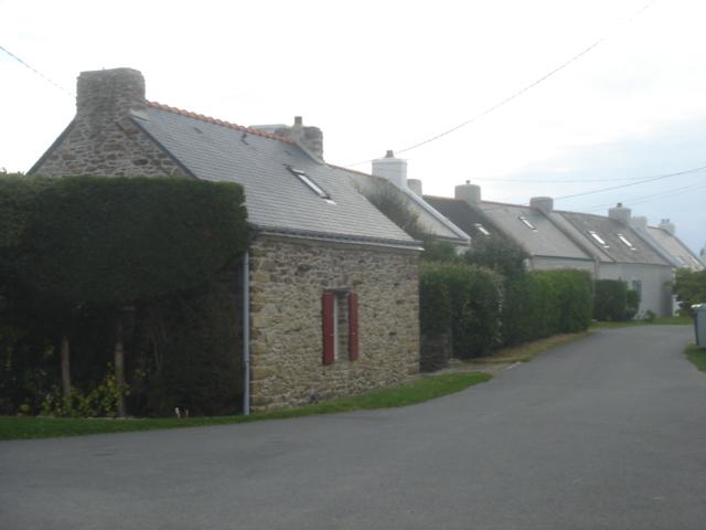 Maisons de type longère, près du Petit Cosquet, dans un des hameaux de Belle-Île-en-Mer (Morbihan)