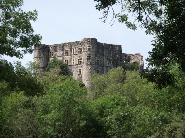 Château d'Alba-la-Romaine en Ardèche en 2012