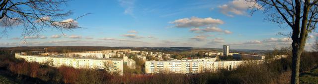 Vue panoramique de la cité (anciennement ouvrière) de Behren-lès-Forbach, Lorraine.