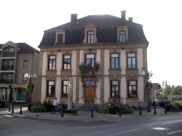 L'Hôtel de Ville d'Uckange, Moselle, France.
