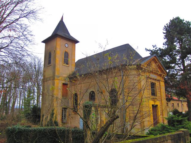 DescriptionChapelle ladonchamps Woippy.JPG chapelle ladonchamps Woippy Date 28 décembre 2011 Source mon appareil photo Auteur Aimelaime…