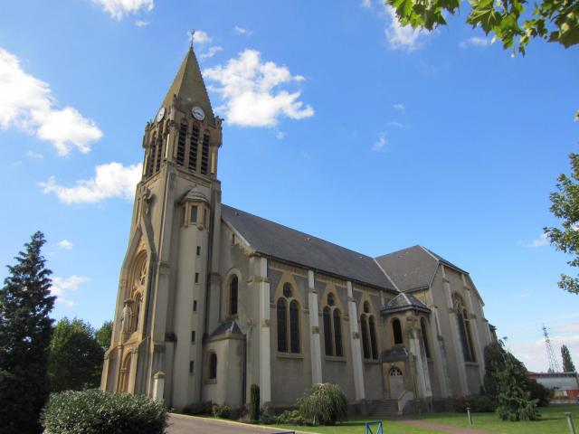 DescriptionEglise Talange.jpg eglise Talange Date 31 août 2011 Source mon appareil photo Auteur Aimelaime Autorisation(Réutilisation de ce…