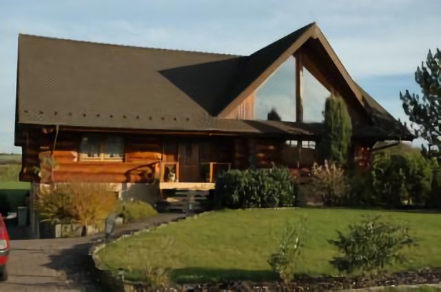 Woustviller : rue Bruhl 1 - Maison en bois