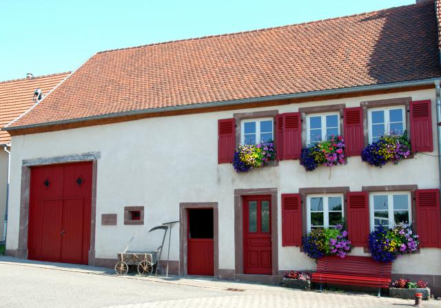 La plus ancienne maison du village construite vers 1790, rachetée par la commune en 2001 et réhabilitée par les Amis de la Maison des Arts…