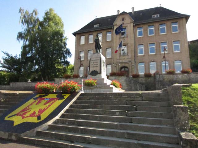 DescriptionMairie Ottange.JPG mairie Ottange Date 31 août 2011 Source mon appareil photo Auteur Aimelaime Autorisation(Réutilisation de ce…