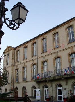 Château d'Henriette de Lorraine à Saint-Avold (actuel Hôtel-de-Ville) en Moselle. Date du début du XVIIIe siècle. Hôtel-de-Ville depuis…