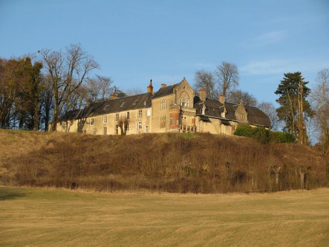 Le château de Mimont, à Parigny-les-Vaux, Nièvre, France