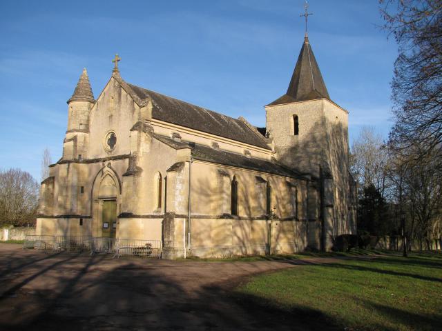 Église Saint-Denis, à Urzy, Nièvre, France