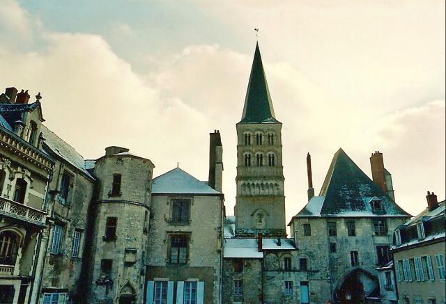 A church in La Charité-sur-Loire