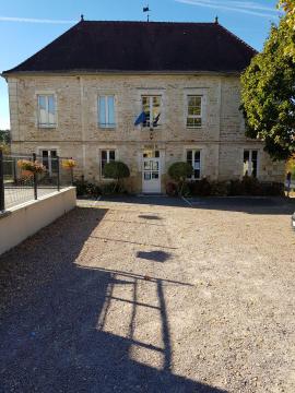 Mairie de Chaulgnes, Nièvre.
