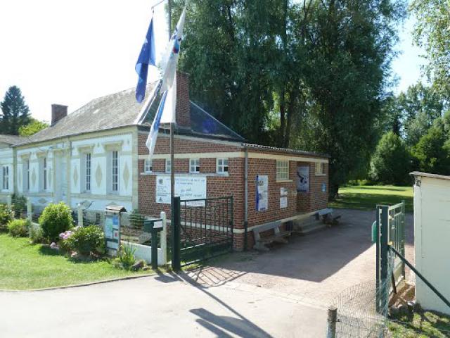 Bouchain.- Le Bassin Rond, centre départemental de plein air