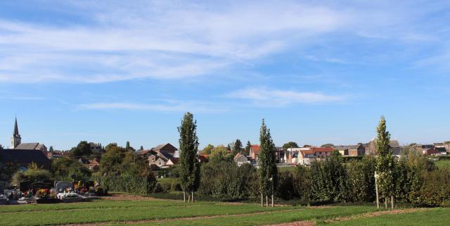 Panorama du village depuis les hauteurs du cimetière.