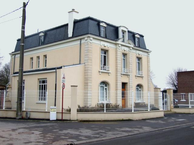 Le chateau Alnot
