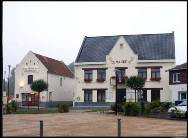 Flines-lès-Mortagne, France , mairie