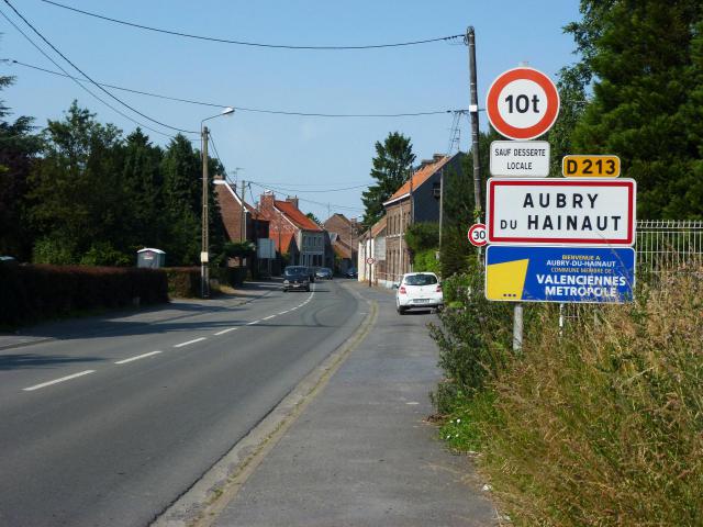 Aubry-du-Hainaut (Nord, Fr) city limit sign