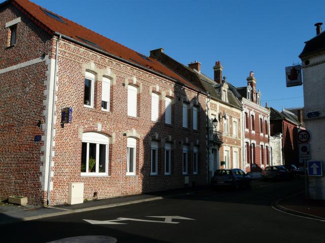 Maisons à Avesnes-les-Aubert
