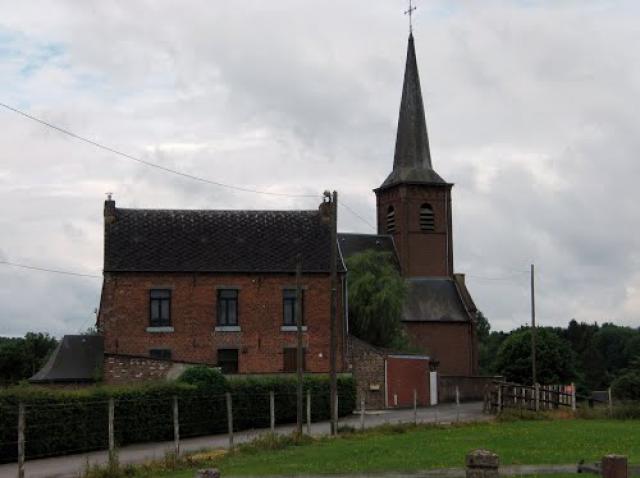 Mecquignies.- l' Eglise