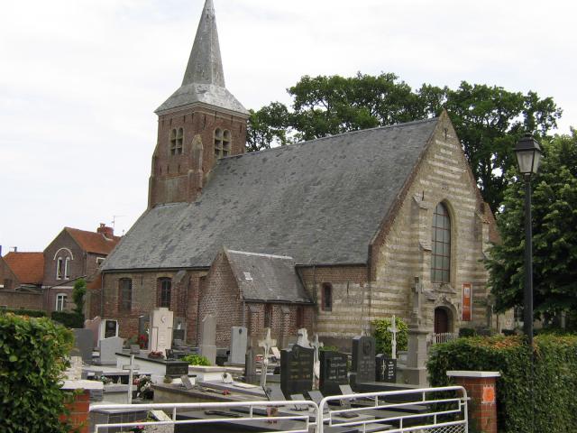 Église-Saint-Quentin à Broxeele, Nord.