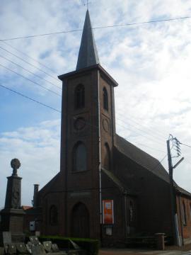Vue de l'église Sainte-Cécile de Wannehain dans le département du Nord.