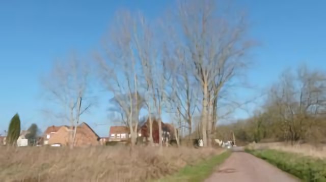 La Bassée - Chemin d'accès au canal d'Aire