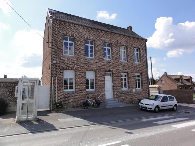 Croix-Caluyau (Nord, Fr) mairie
