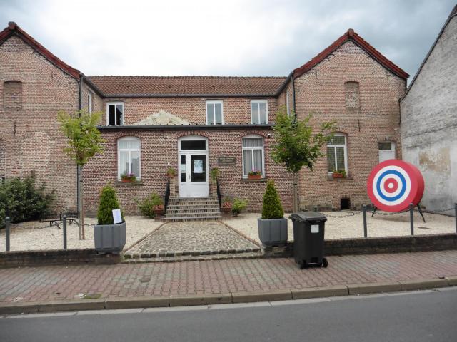 Hasnon-la-Cataine la maison thématique de la fléchette