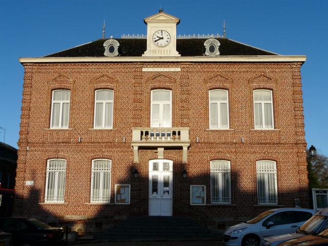 La mairie de Carnières (Nord)