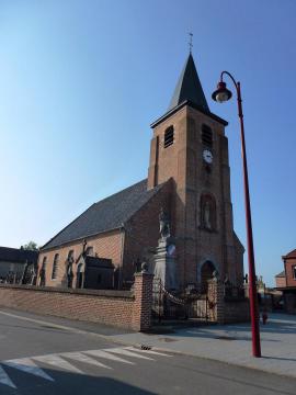 Saméon (Nord, Fr) église avec monument aux morts