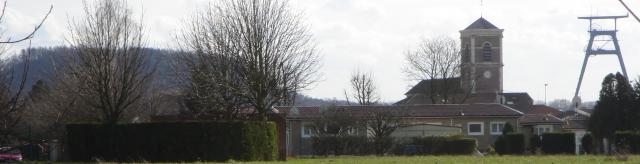 Roost-Warendin le chevalet ,L'église,le terril
