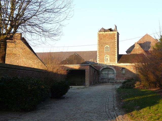 Ferme et pigeonnier à Tilloy-lez-Cambrai