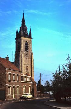 Sebourg (59) 7 juin 1975. (Diapositive numérisée).