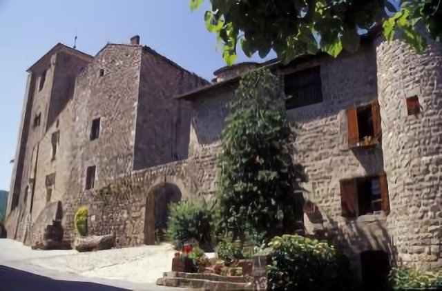 château du 14 ème siècle