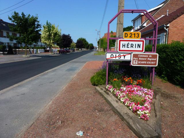 Hérin (Nord, Fr) city limit sign
