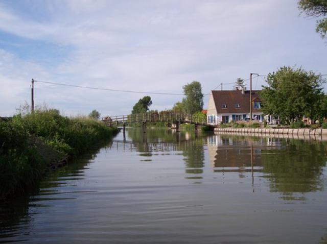 canal marais de st omer