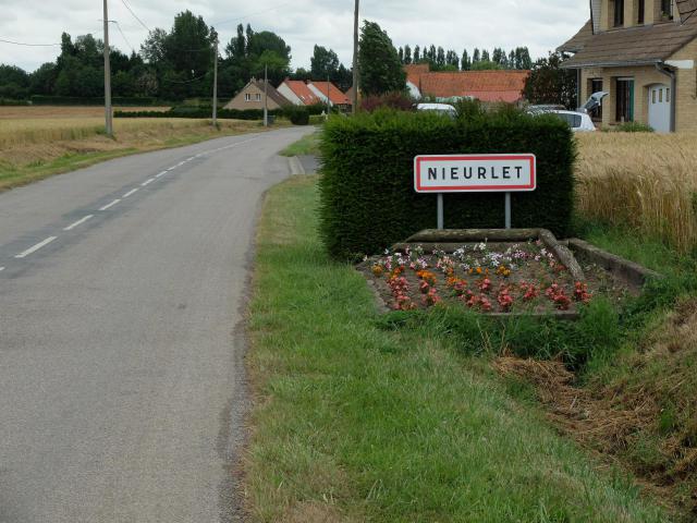 Vue d'une entrée de la commune de Nieurlet.