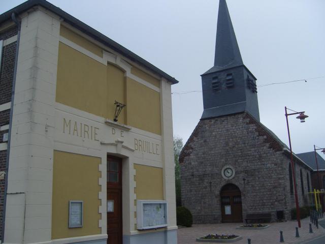 Bruille-lez-Marchiennes Mairie & église