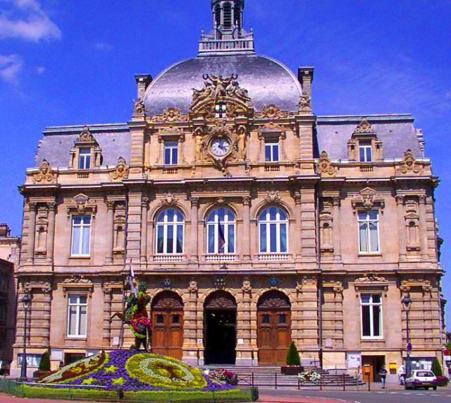 Entrée de l'Hôtel de Ville de Tourcoing