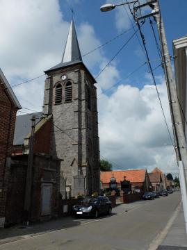 Vue de l'église d'Estrées, dans le Nord.