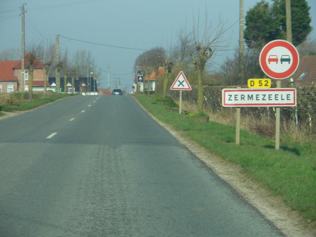 Entrée de la commune de Zermezeee.
