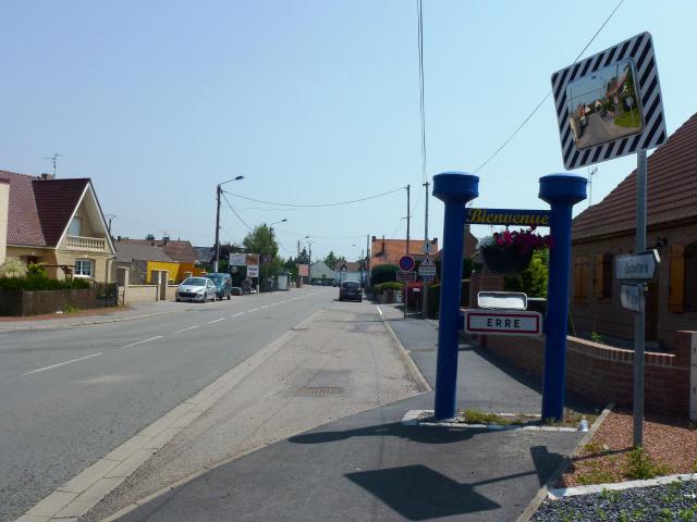 Erre (Nord, Fr) city limit sign