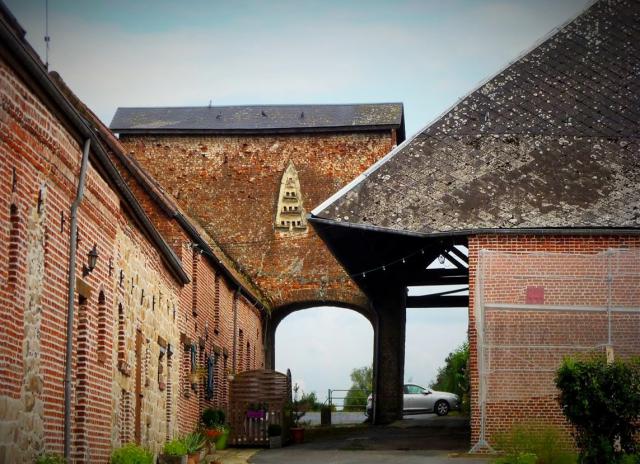 Pigeonnier dans la brasserie de Bisiau Jenart, devenue brasserie Saint-Éloi à Vendegies-sur-Écaillon Nord.- France.