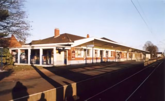 GARE DE SOMAIN