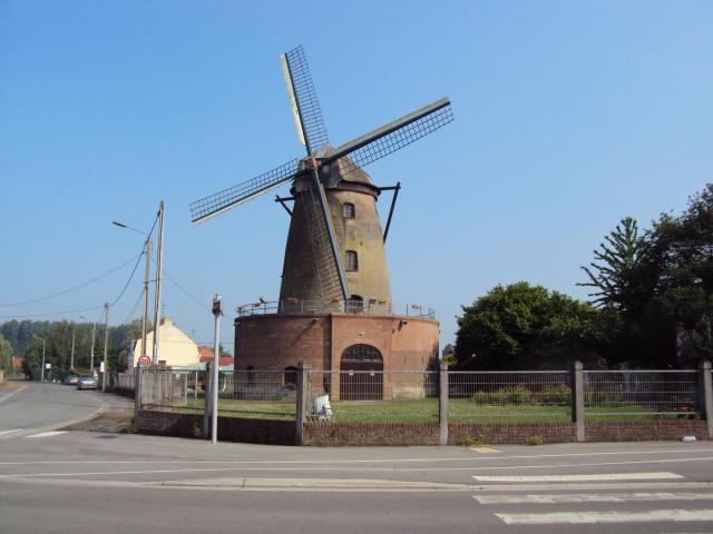Le moulin blanc de Saint-Amand-les-Eaux (Nord)