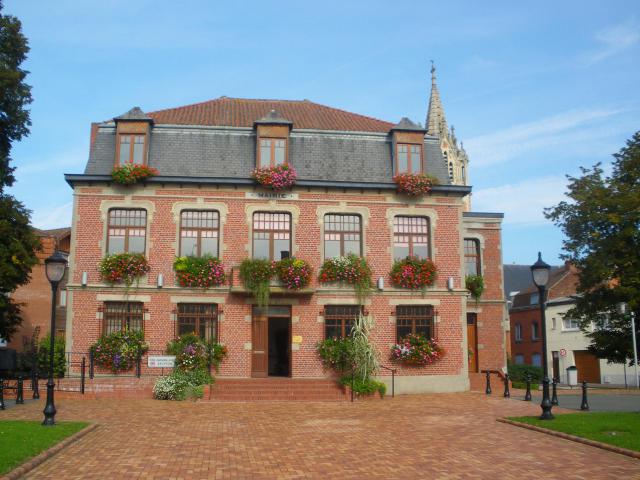 Vue de la mairie d'Erquinghem-Lys.