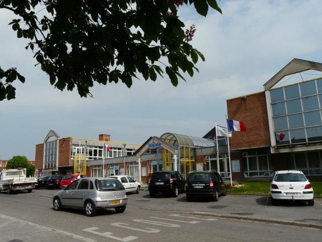 Mairie de Neuville-Saint-Rémy (Nord, France)