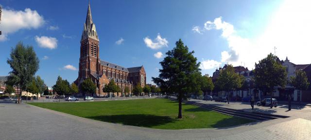 Panoramique Église Saint Vaast à Armentières